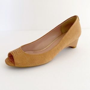 Stuart Weitzman Peep Toe Wedge Nude Flats Size 8.5